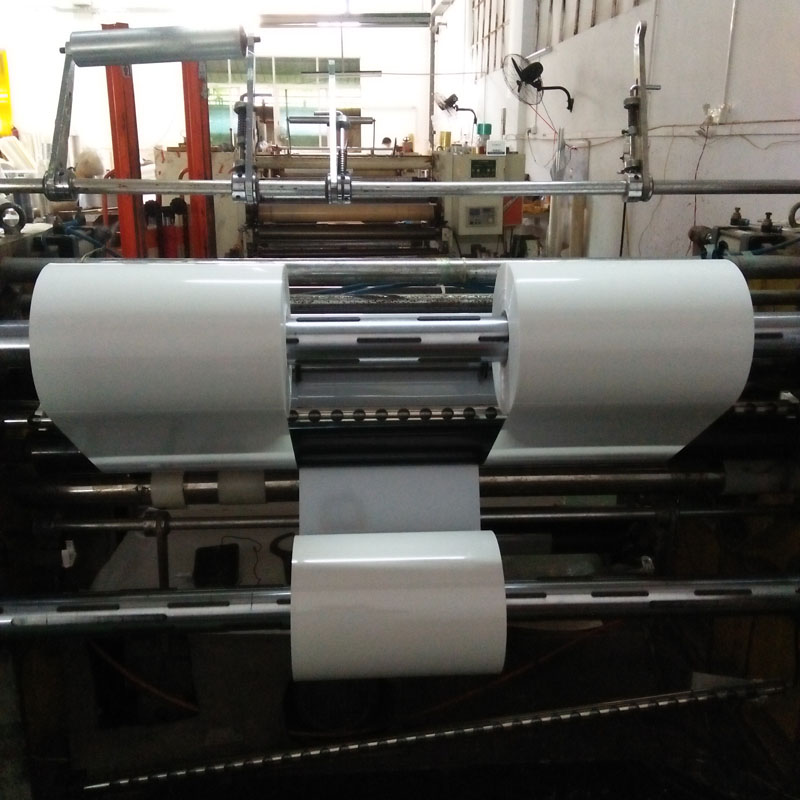 PET薄膜經過拉伸會產生較大程度的結晶